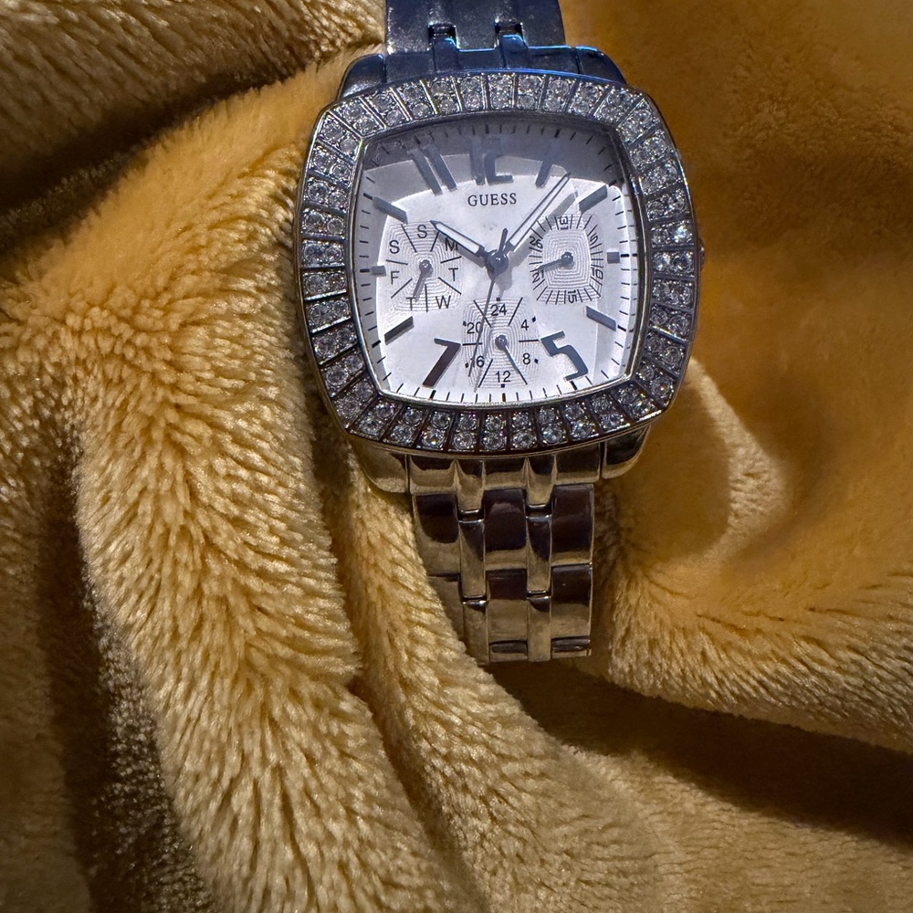 Guess Silver Timepiece with Crystal Bezel